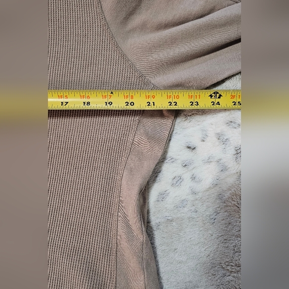44 Degree North Cotton Blend Long Sleeve Henly with Waffle Knit Size XL Tan - Picture 12 of 14